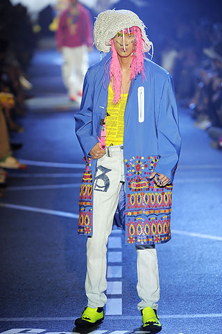 John Galliano / - 2009